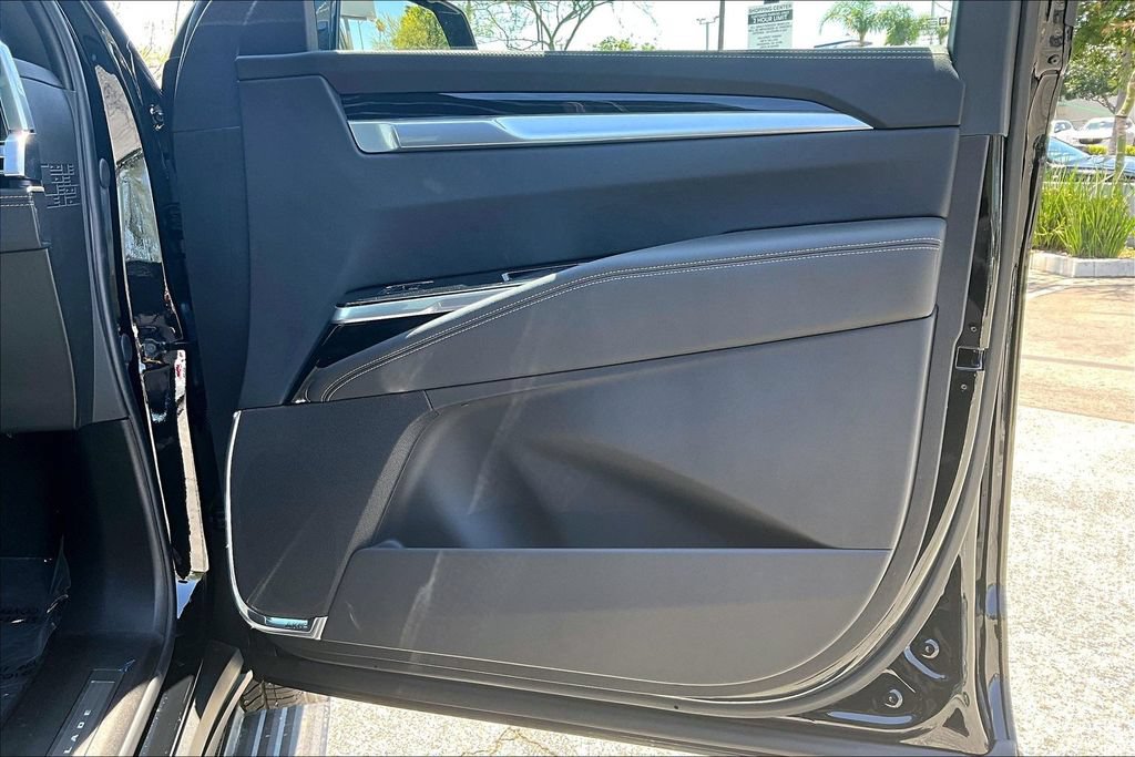 New 2026 Cadillac Escalade Sport AWD/4WD image 35