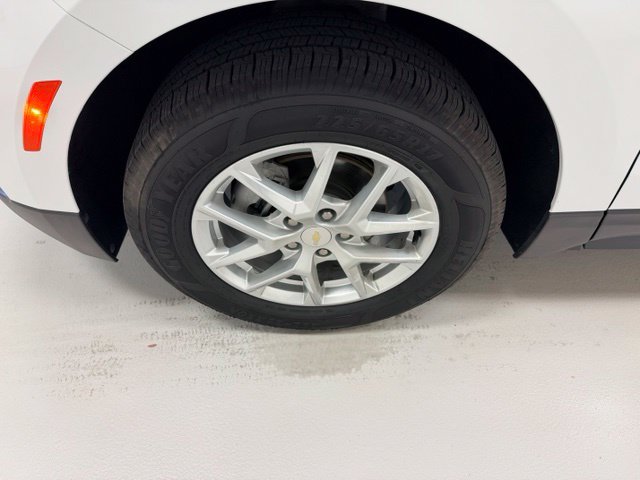Certified 2022 Chevrolet Equinox LS w/ LS Convenience Package AWD/4WD image 15