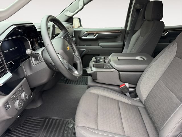 Certified 2026 Chevrolet Silverado 1500 LT AWD/4WD image 9