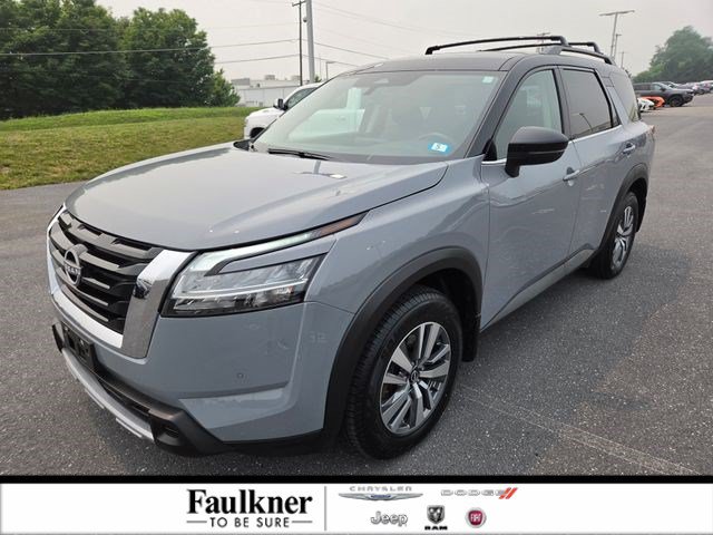 Used 2024 Nissan Pathfinder SL