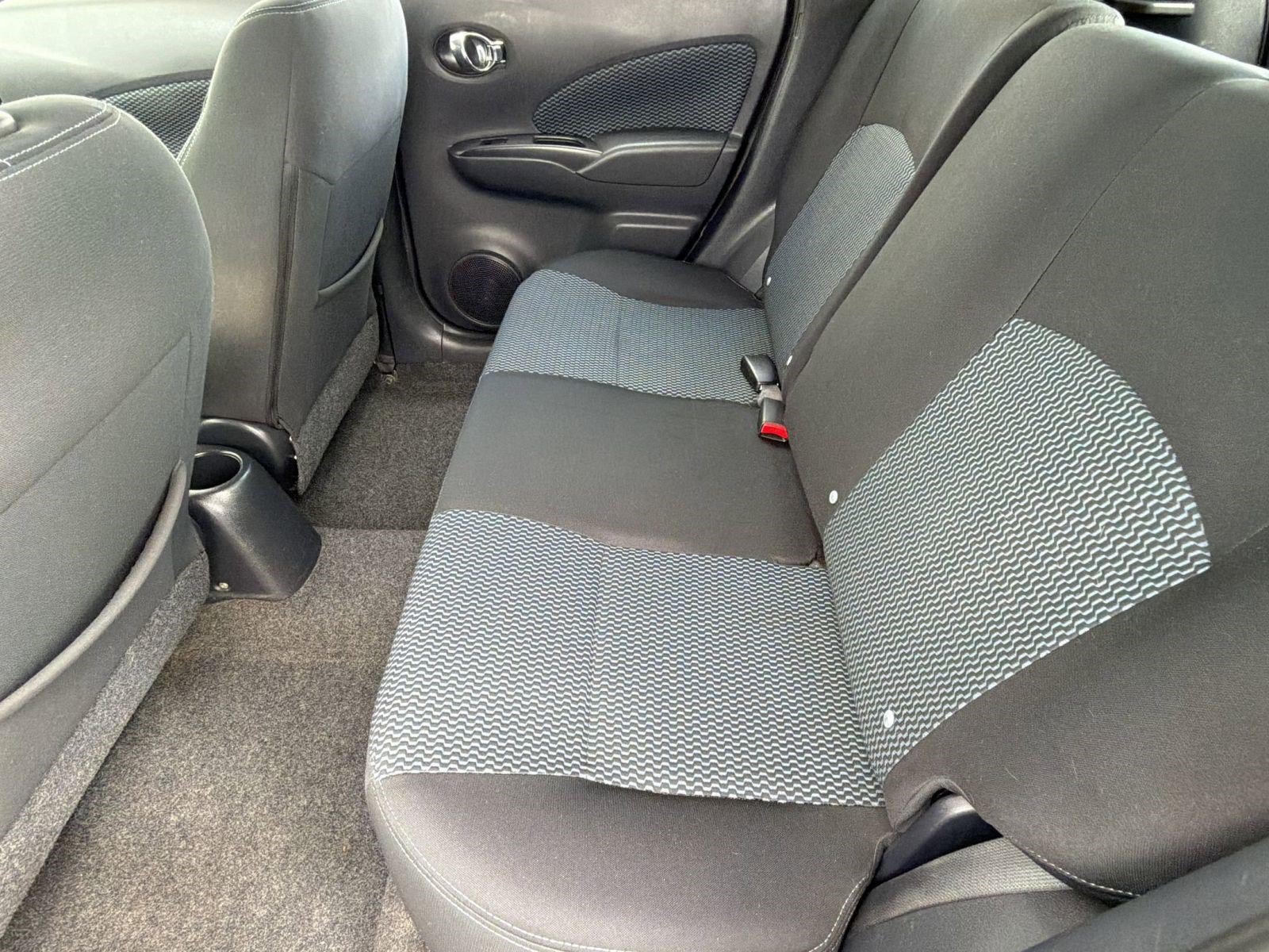 Used 2014 Nissan Versa Note SV FWD image 29