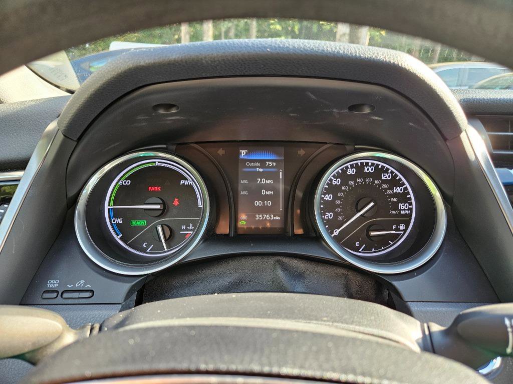 Used 2018 Toyota Camry LE image 13