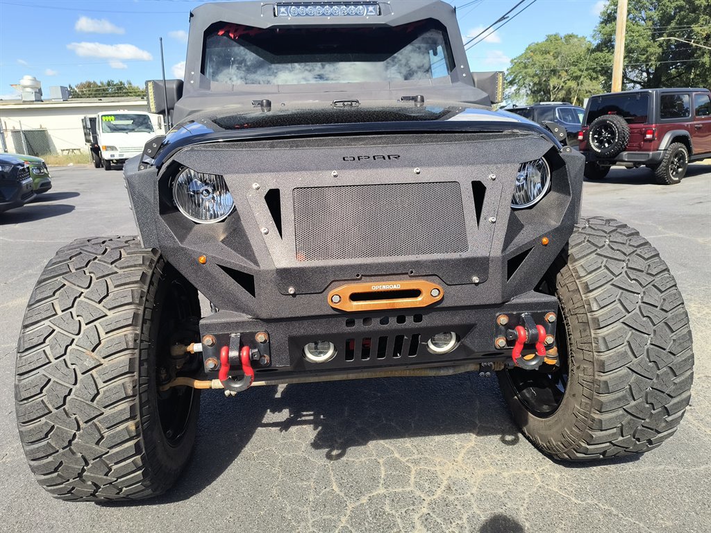 Used 2018 Jeep Wrangler Unlimited Sahara image 8