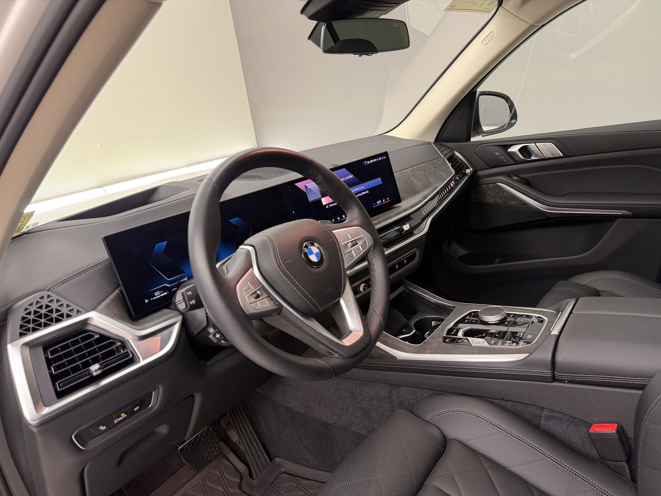 Used 2026 BMW X7 xDrive40i AWD/4WD image 4
