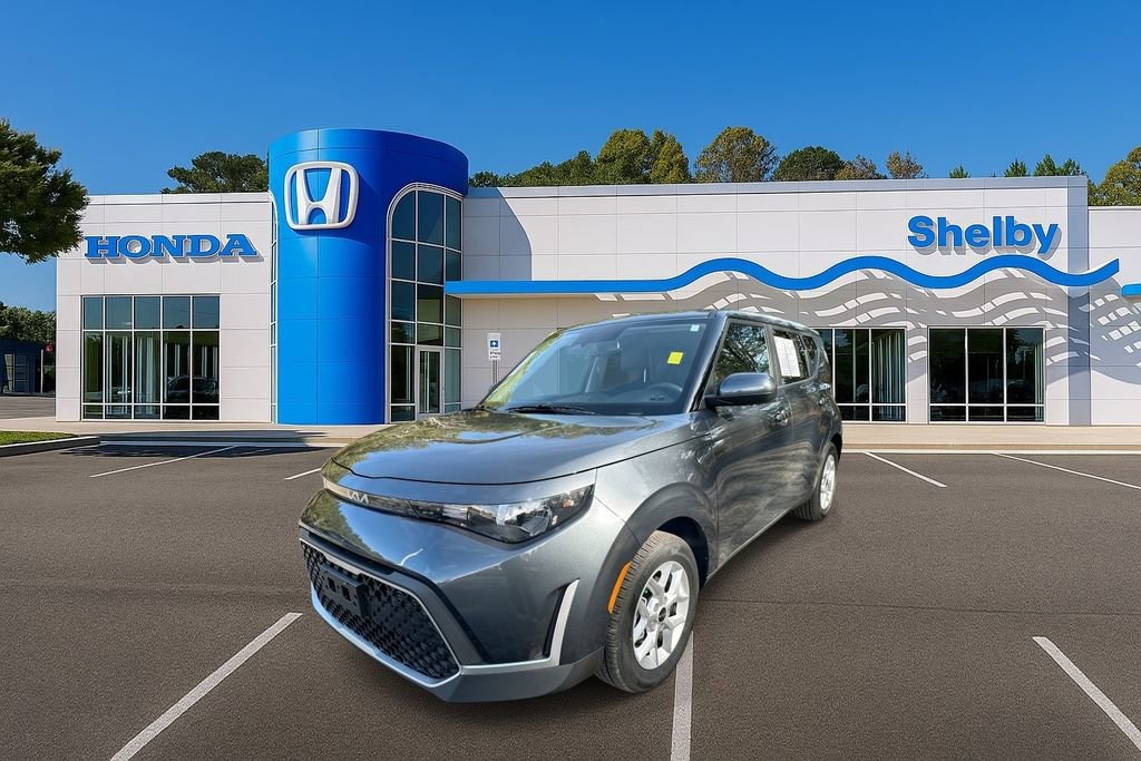 Used 2025 Kia Soul S image 4