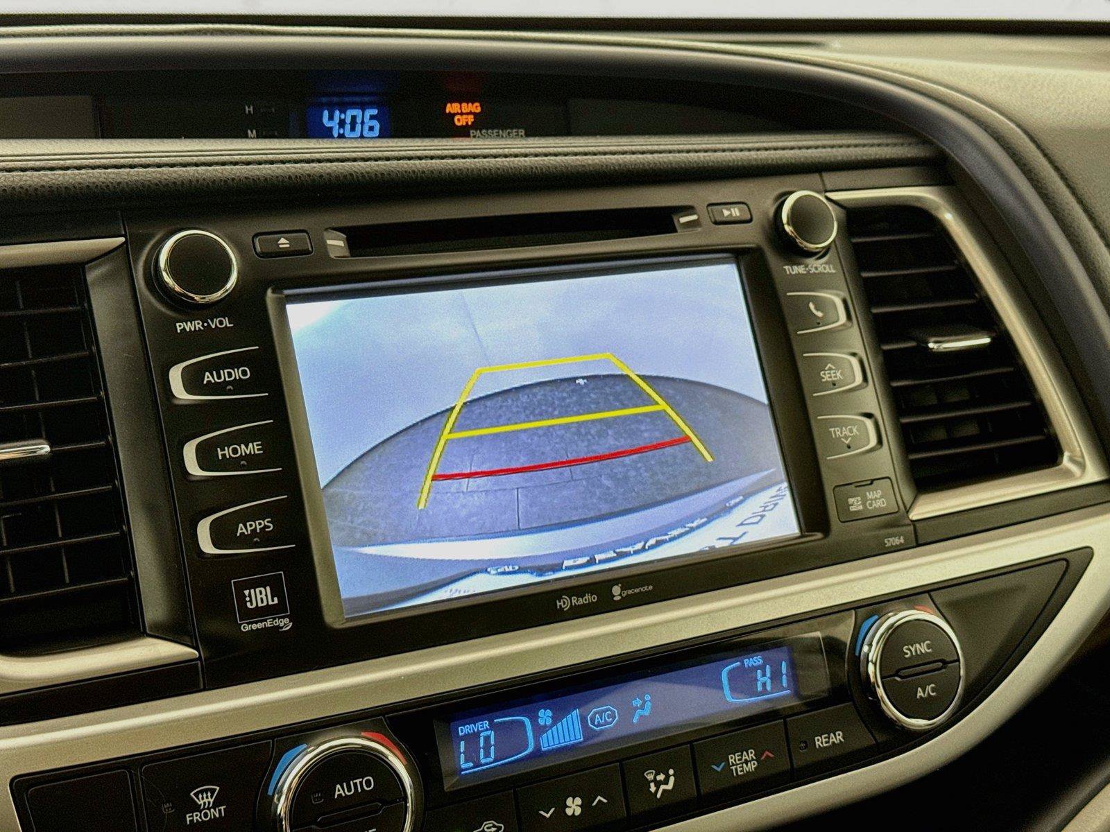 Used 2015 Toyota Highlander Limited FWD image 24