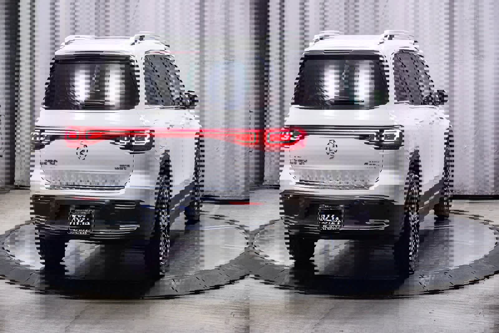 Certified 2022 Mercedes-Benz EQB 300 4MATIC image 4