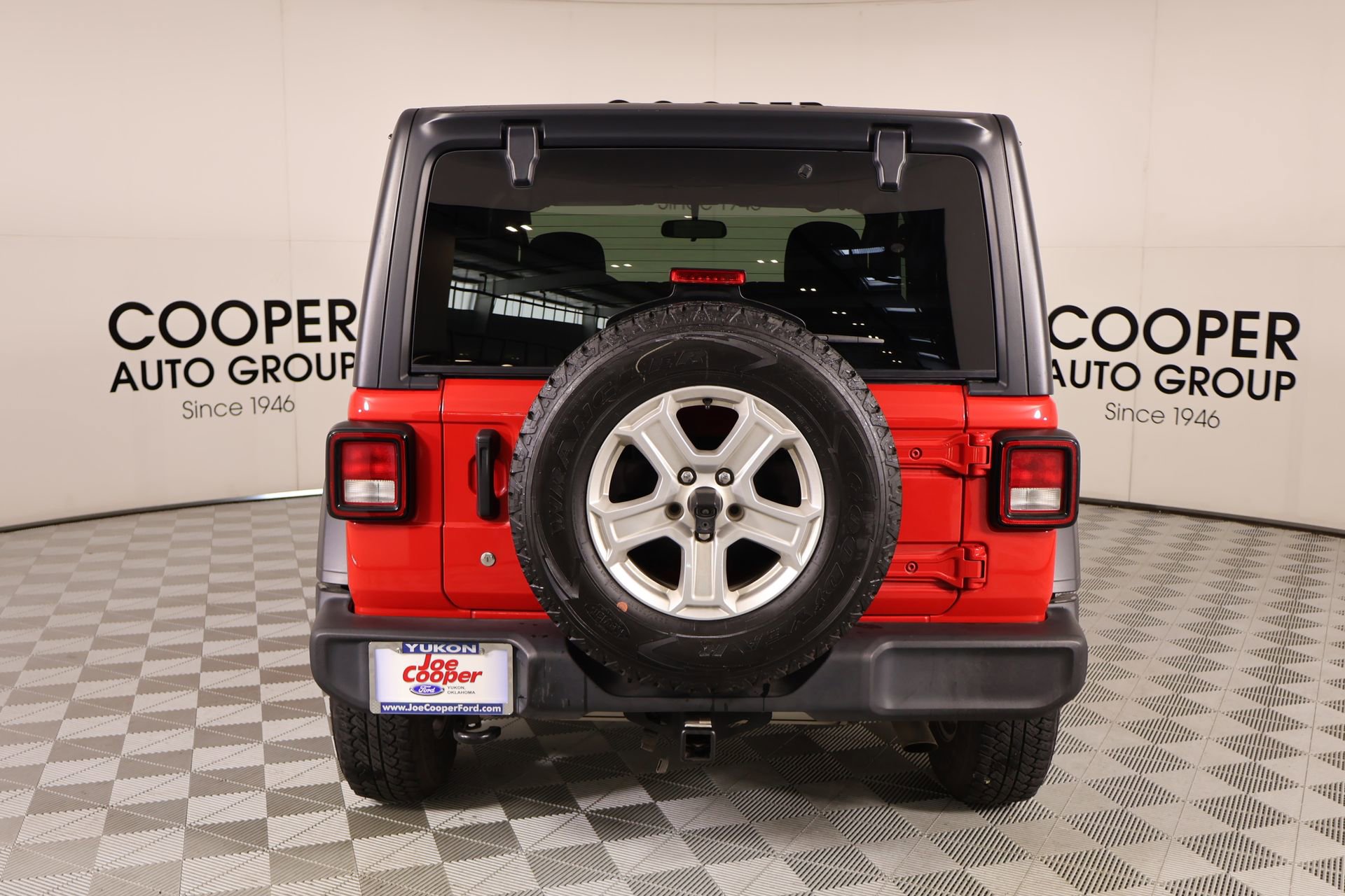 Used 2020 Jeep Wrangler Sport AWD/4WD image 19