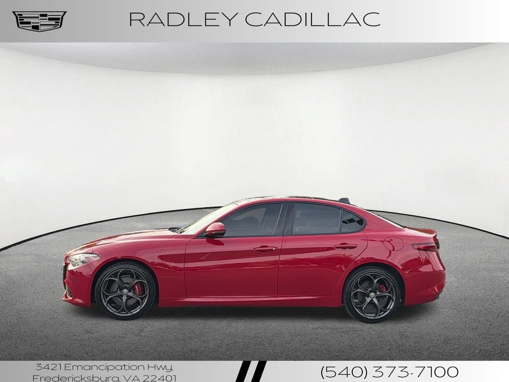 Used 2019 Alfa Romeo Giulia Ti Sport w/ Quick Order Package 22S Sport AWD/4WD image 14