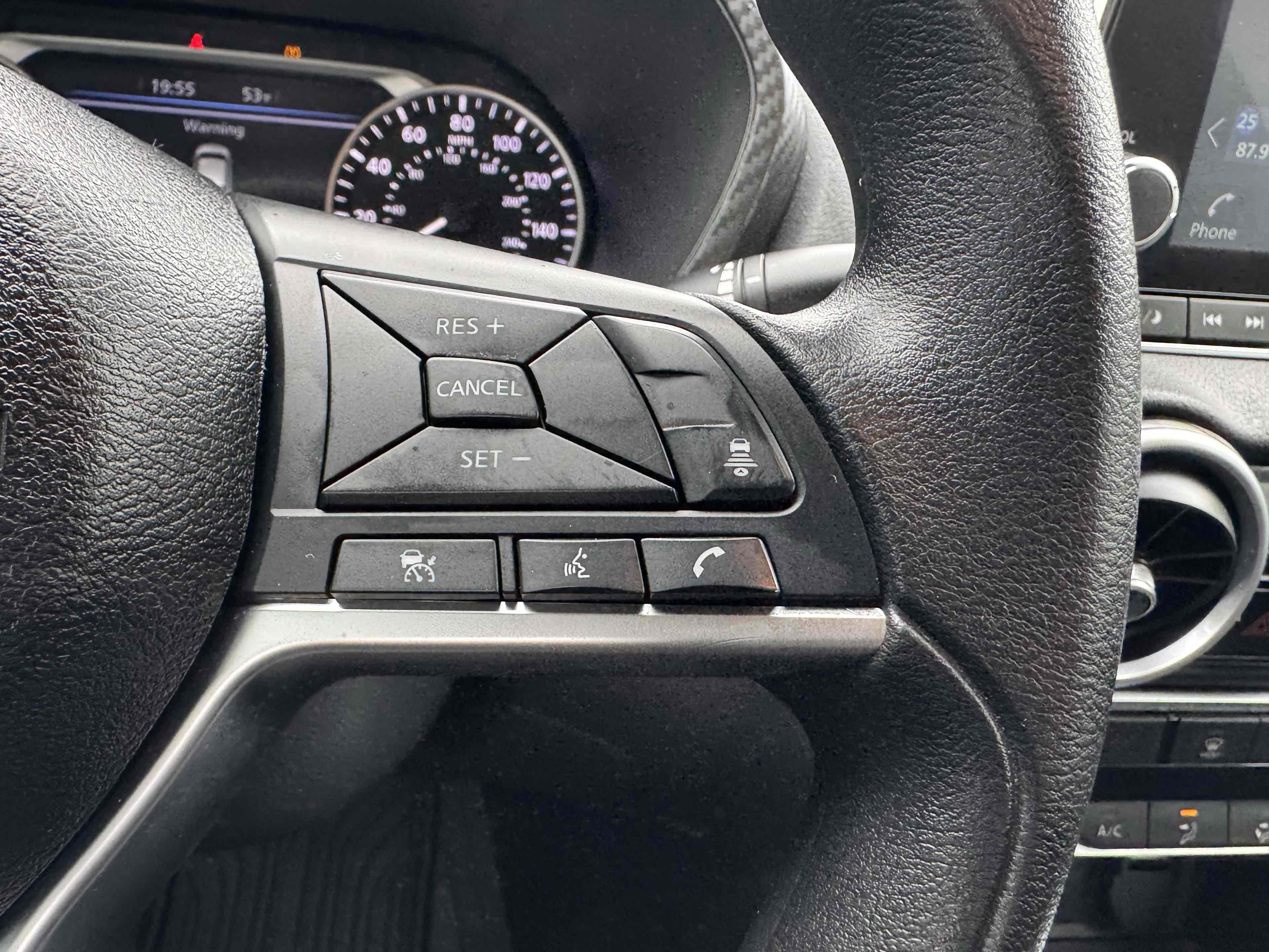 Used 2024 Nissan Sentra SV FWD image 21