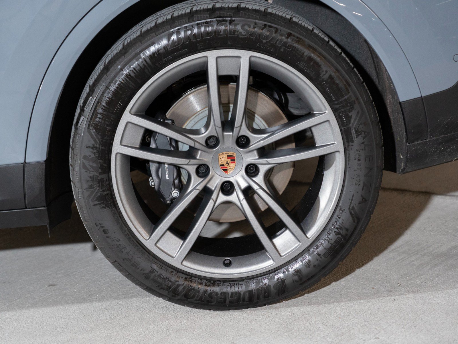 Used 2026 Porsche Cayenne AWD/4WD image 11