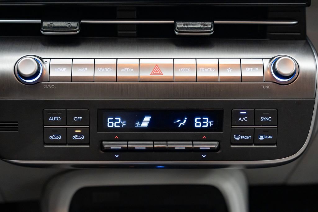 Used 2024 Hyundai Kona SEL image 12