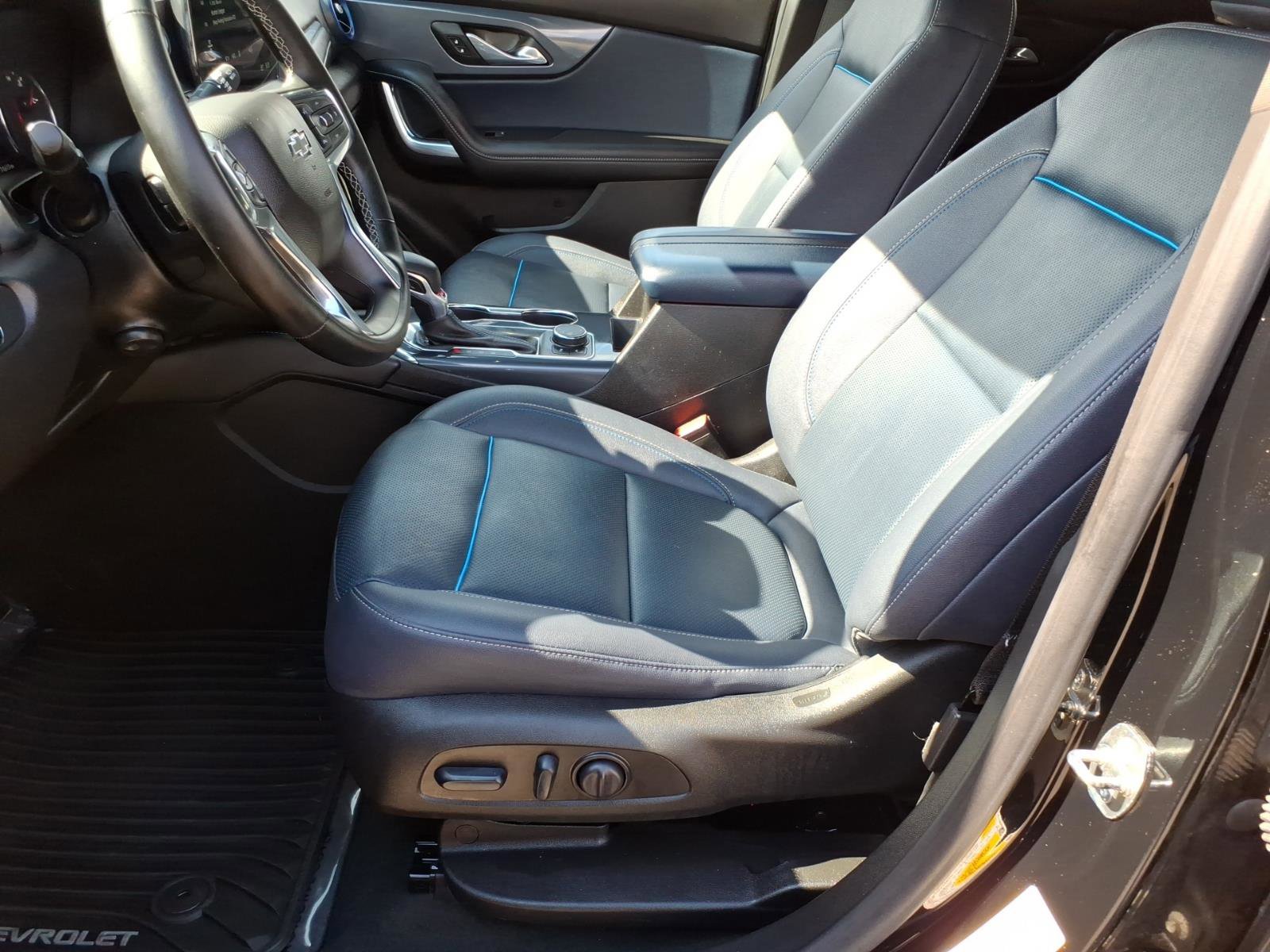 Certified 2023 Chevrolet Blazer RS w/ Driver Confidence II Package image 15