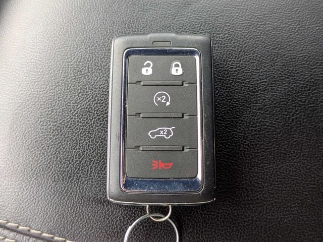 Used 2025 Jeep Grand Cherokee Altitude AWD/4WD image 29