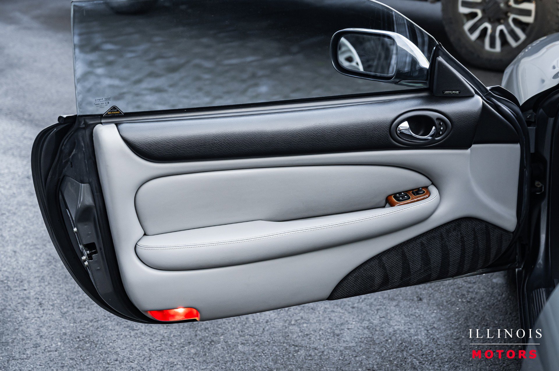 Used 2003 Jaguar XK8 Coupe image 16