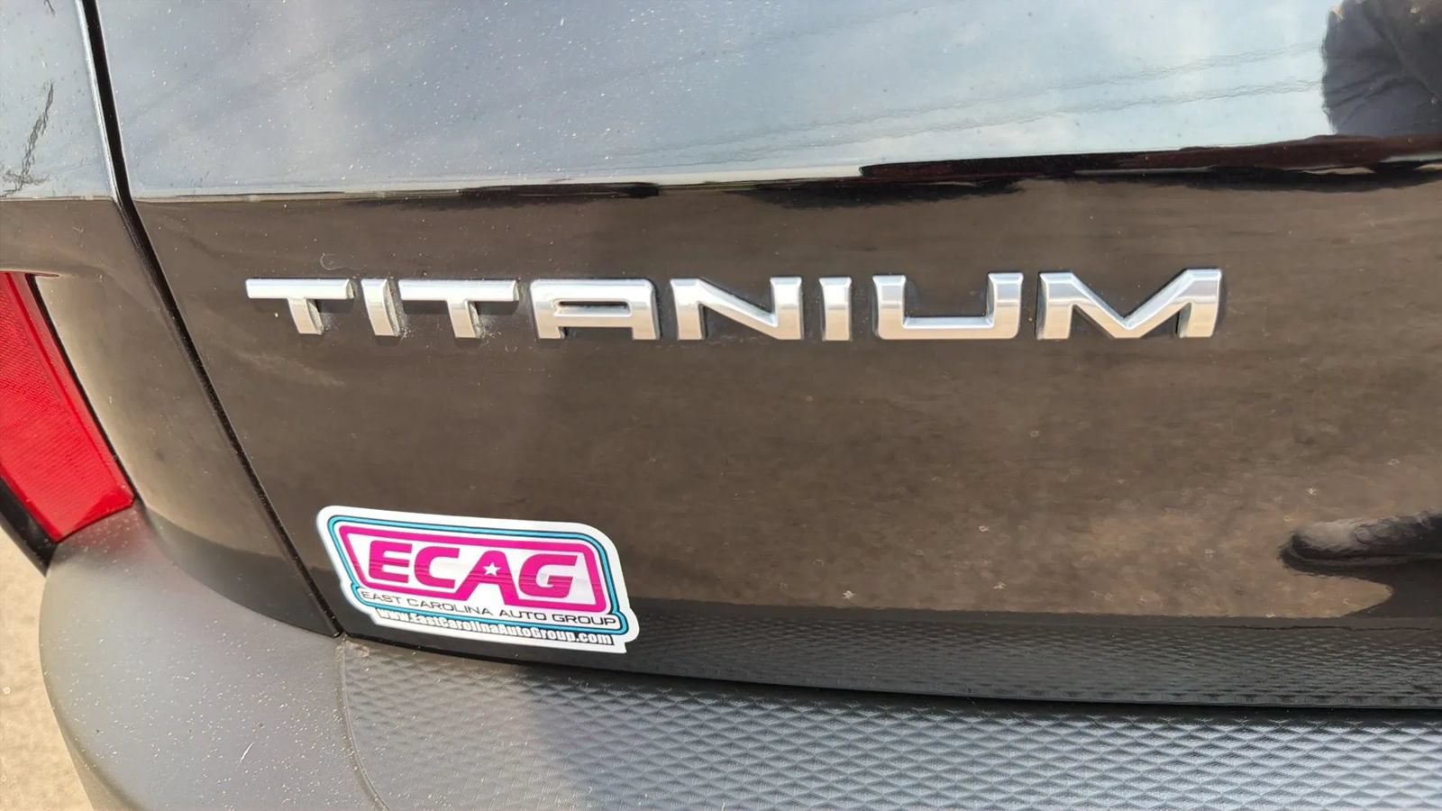 Used 2020 Ford Escape Titanium AWD/4WD image 12