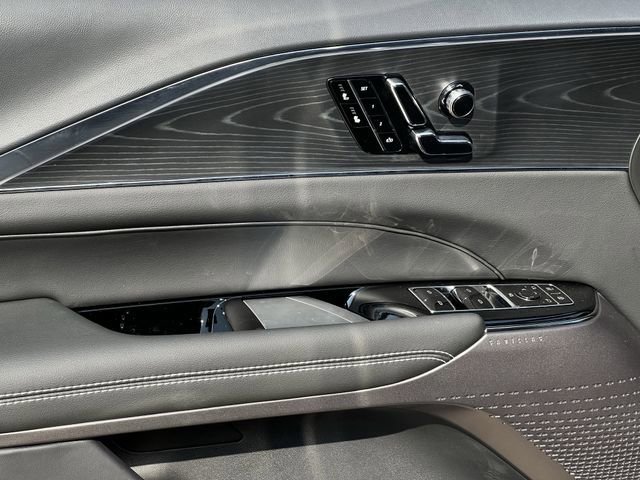 New 2026 Cadillac Lyriq Luxury image 20