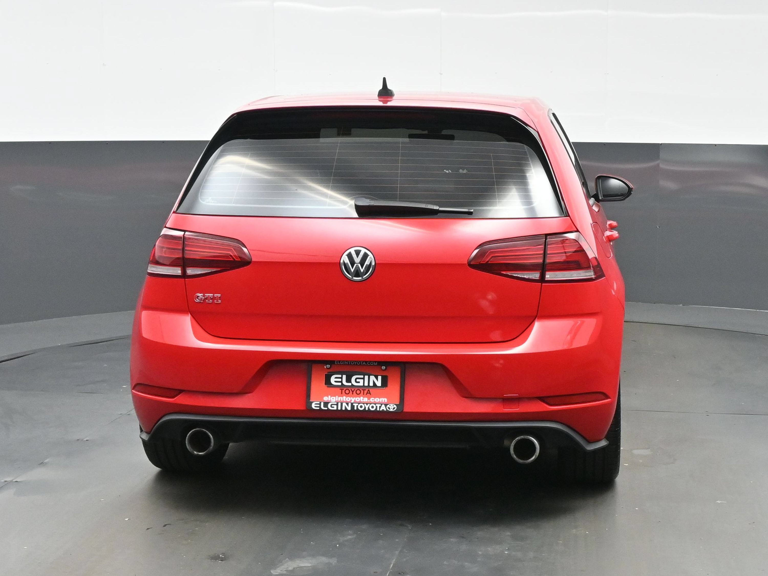 Used 2019 Volkswagen GTI SE w/ SE Experience Package FWD image 5