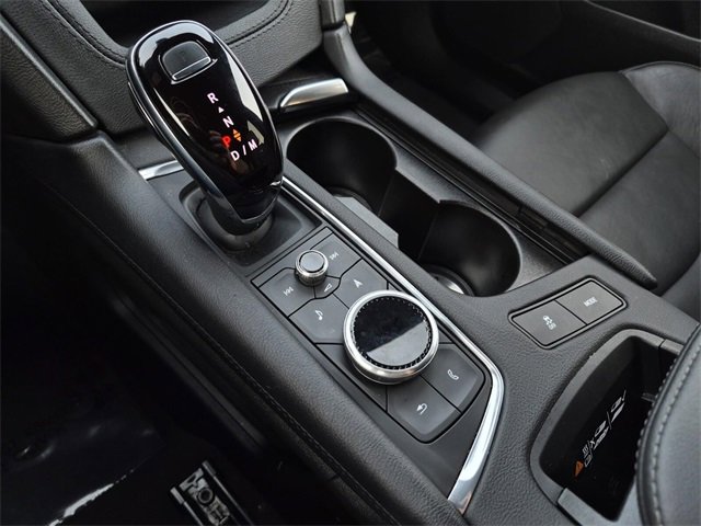 Used 2025 Cadillac XT6 Premium Luxury image 45