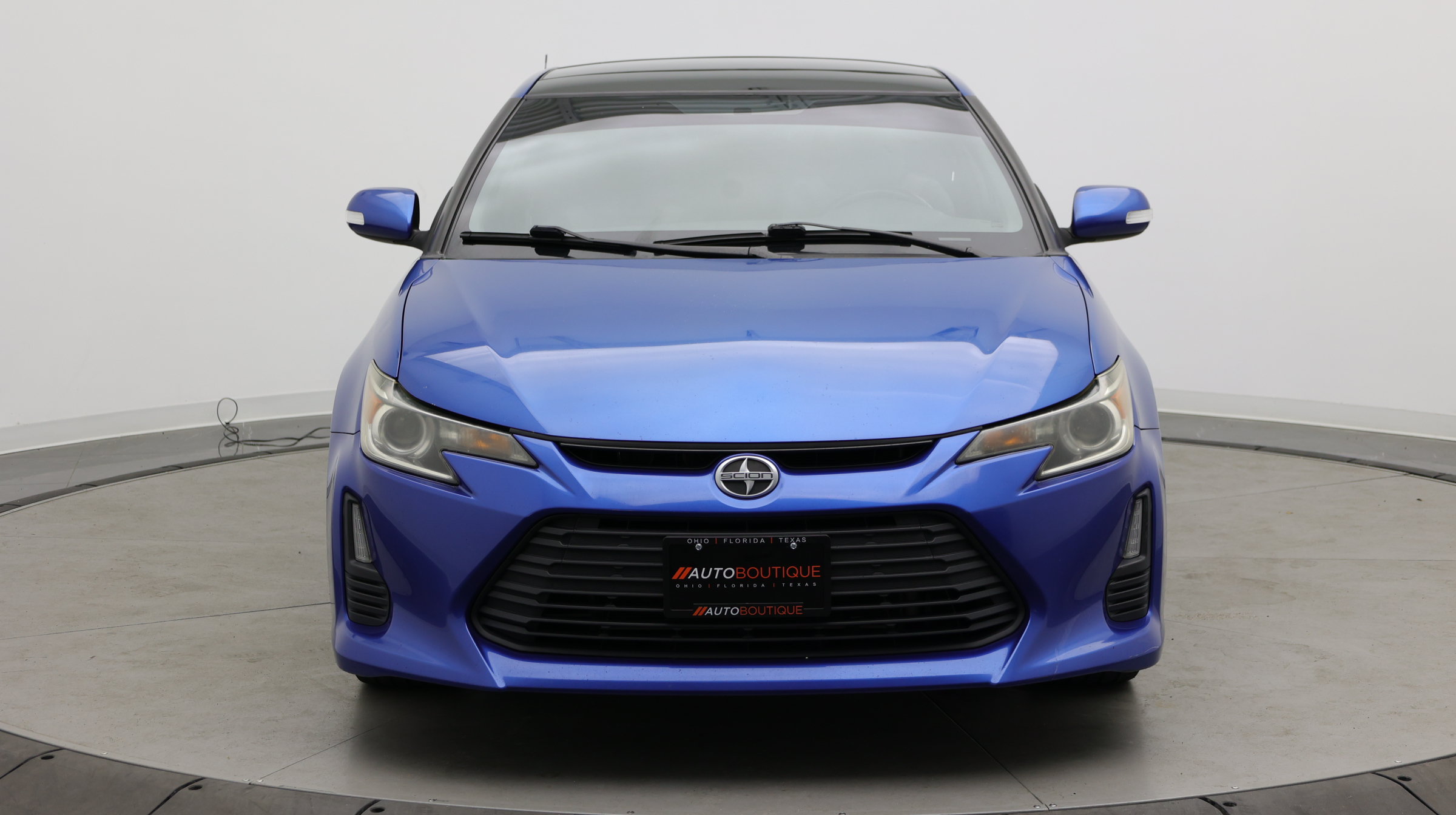 Used 2016 Scion tC FWD image 2