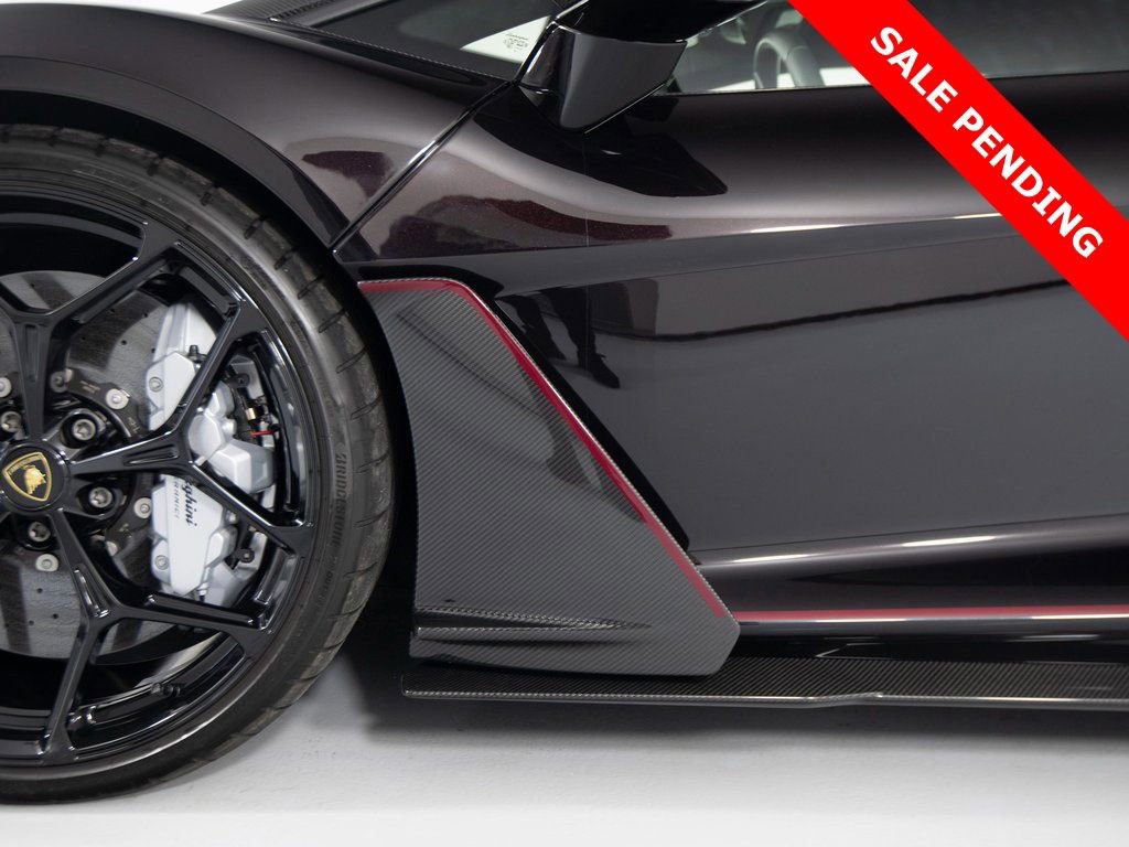 Used 2025 Lamborghini Revuelto image 49