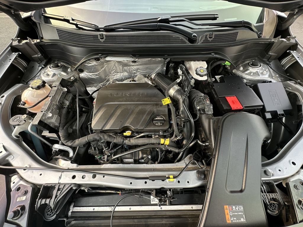 Used 2024 Chevrolet Trax ACTIV w/ Sunroof Package image 24