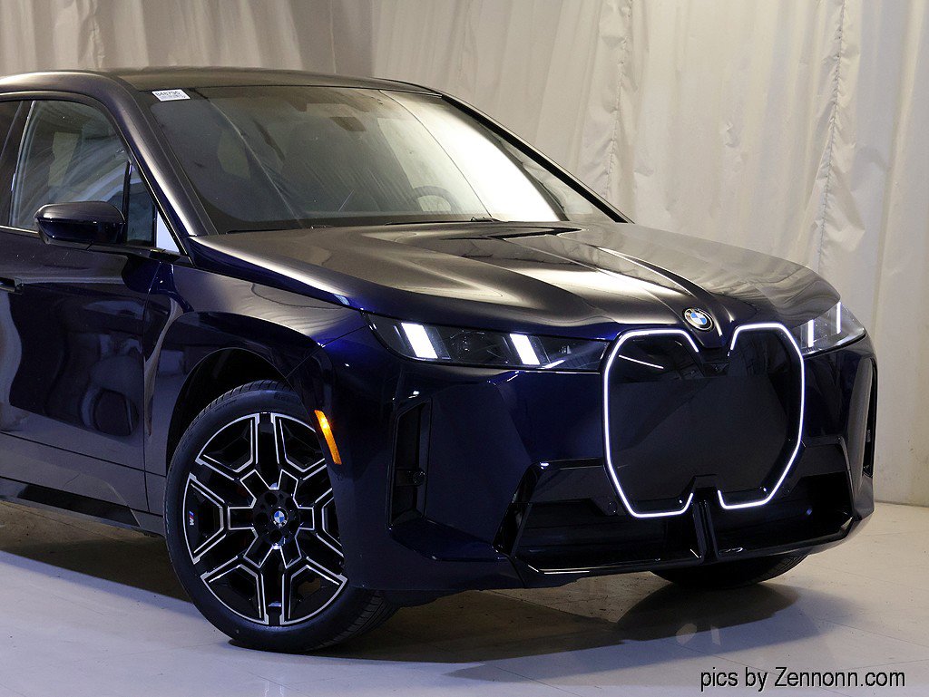 New 2026 BMW iX xDrive60 w/ M Sport Package image 2