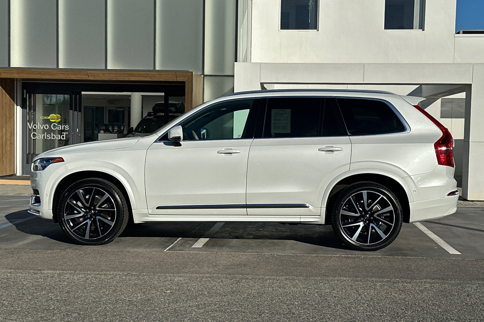 Certified 2023 Volvo XC90 B6 Plus w/ Protection Package Premier AWD/4WD image 7
