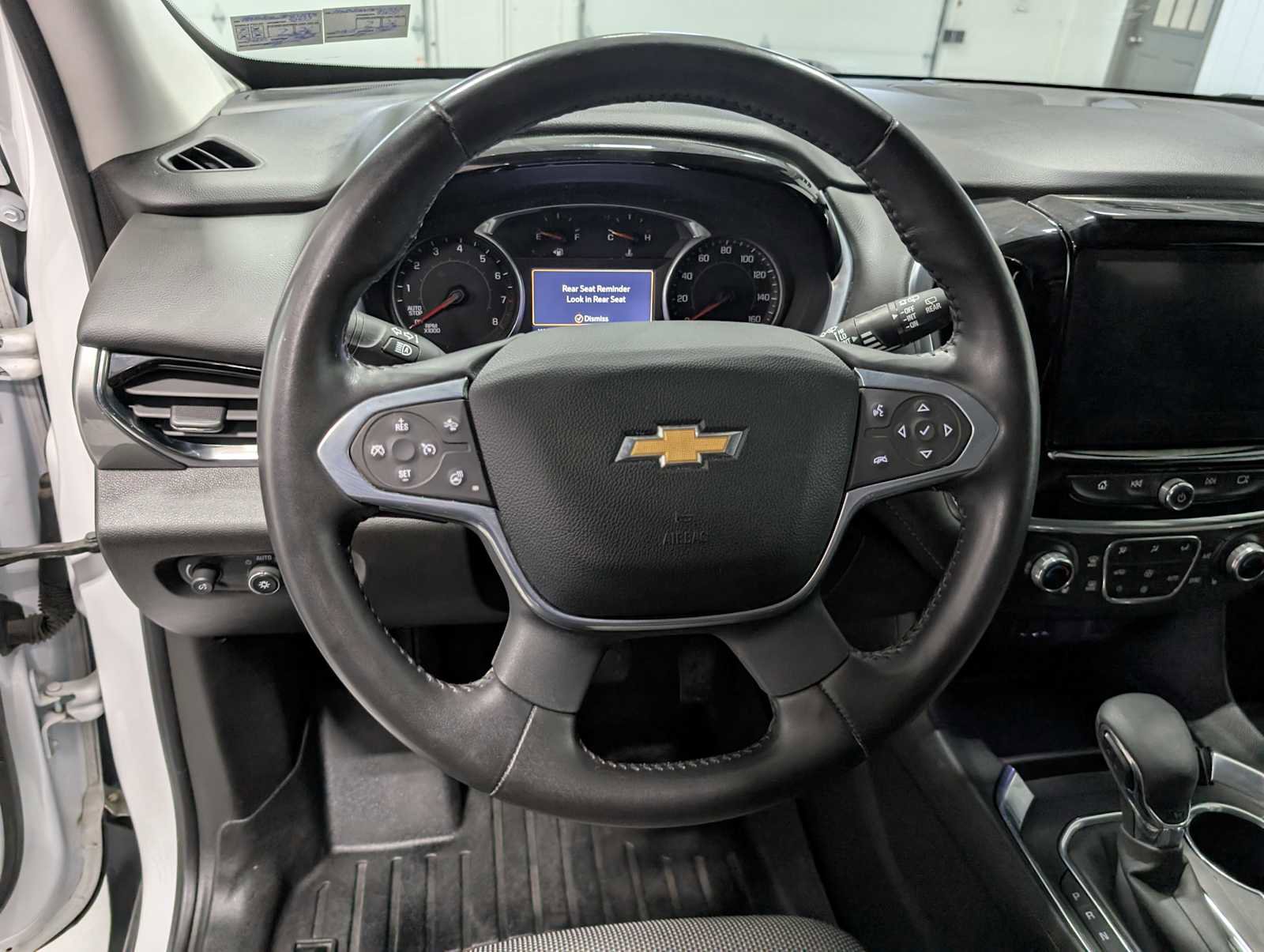 Used 2021 Chevrolet Traverse LT image 36