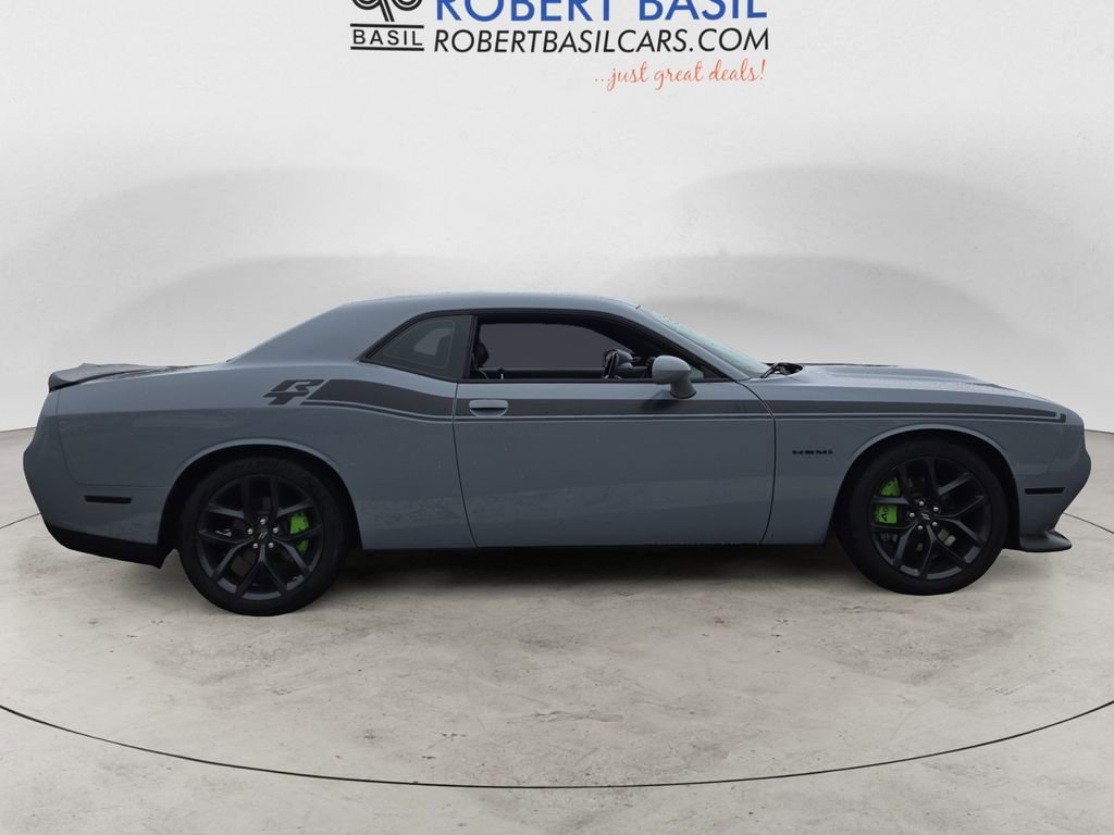 Used 2022 Dodge Challenger R/T w/ Driver Convenience Group image 6