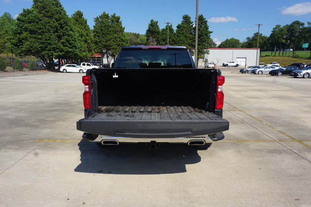 Used 2024 Chevrolet Silverado 1500 LT AWD/4WD image 16