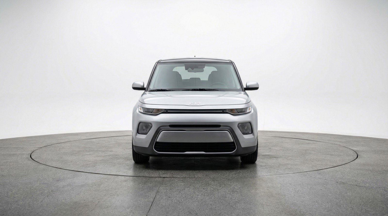 Used 2025 Kia Soul LX w/ LX Technology Package image 2