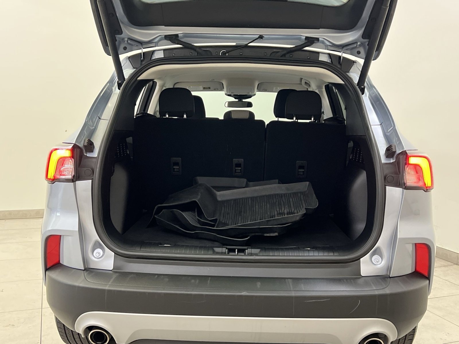 Used 2022 Ford Escape SE w/ Convenience Package image 23