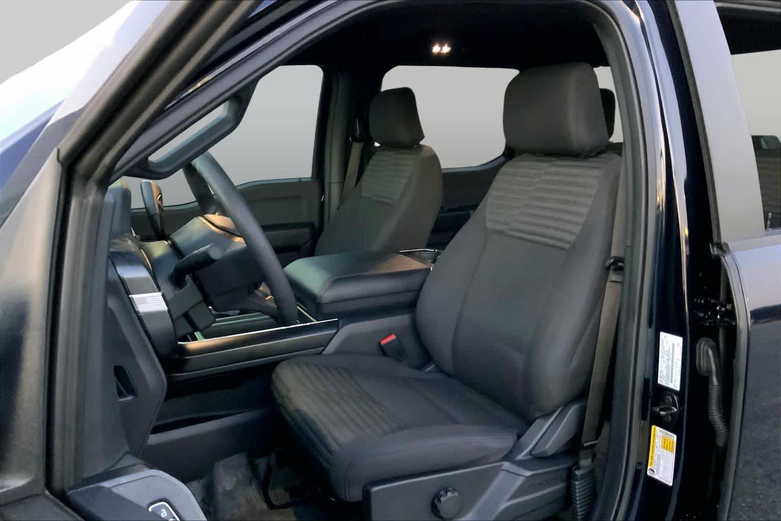 Used 2023 Ford F150 XL w/ STX Appearance Package RWD image 8