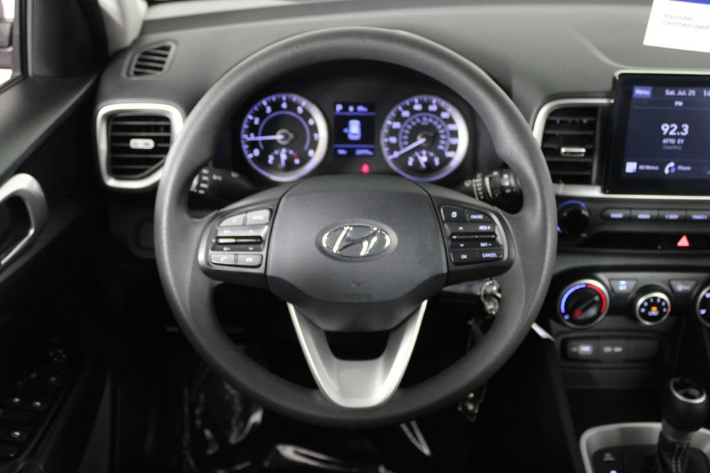Certified 2022 Hyundai Venue SE FWD image 20