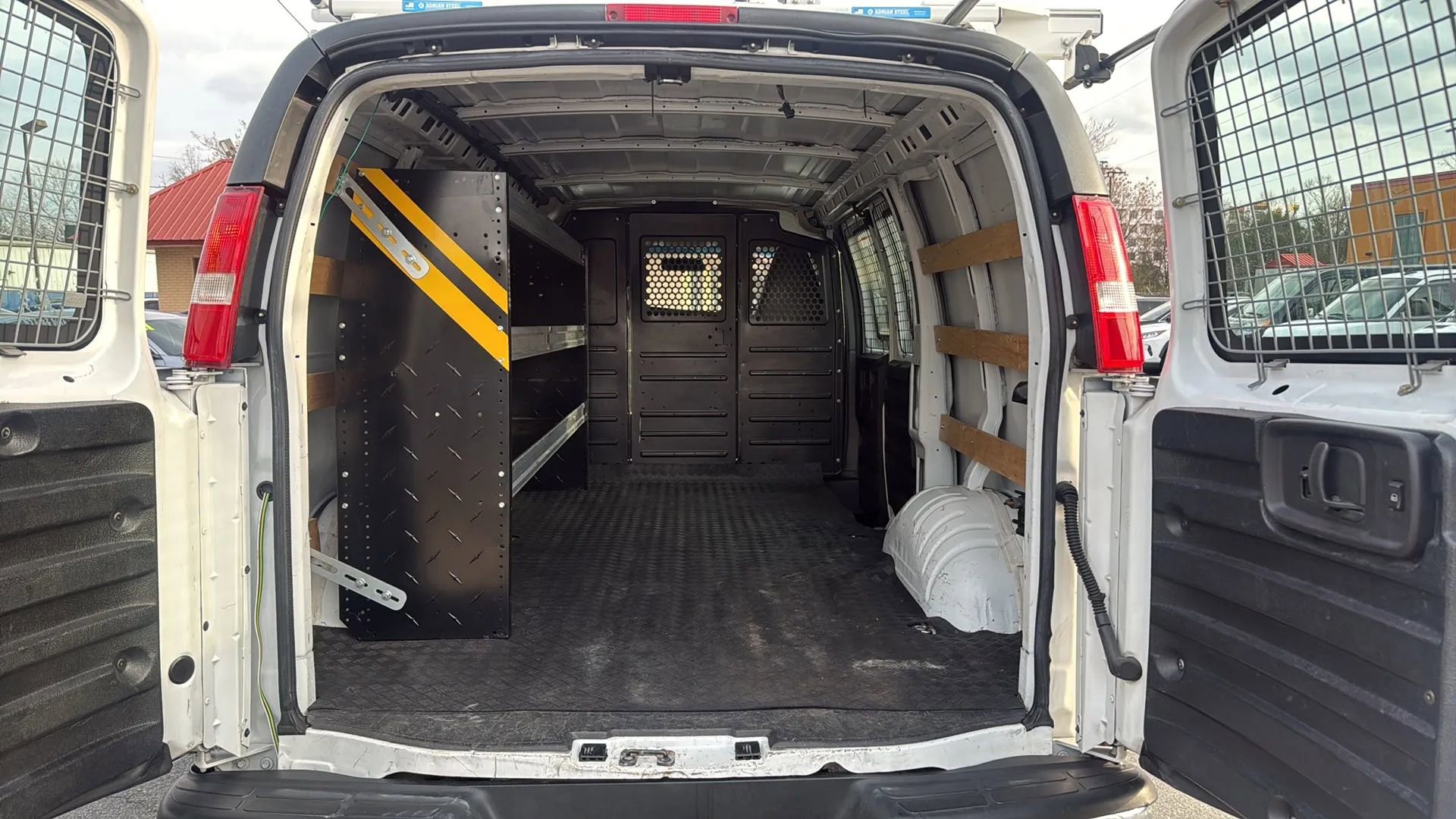 Used 2020 GMC Savana 2500 w/ Driver Convenience Package image 6