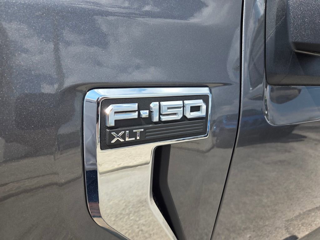 Used 2023 Ford F150 XLT w/ Trailer Tow Package AWD/4WD image 4
