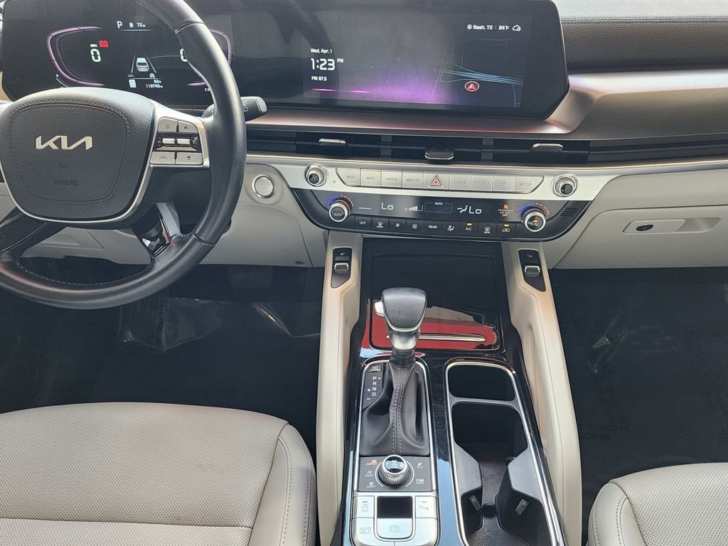 Used 2023 Kia Telluride S image 12