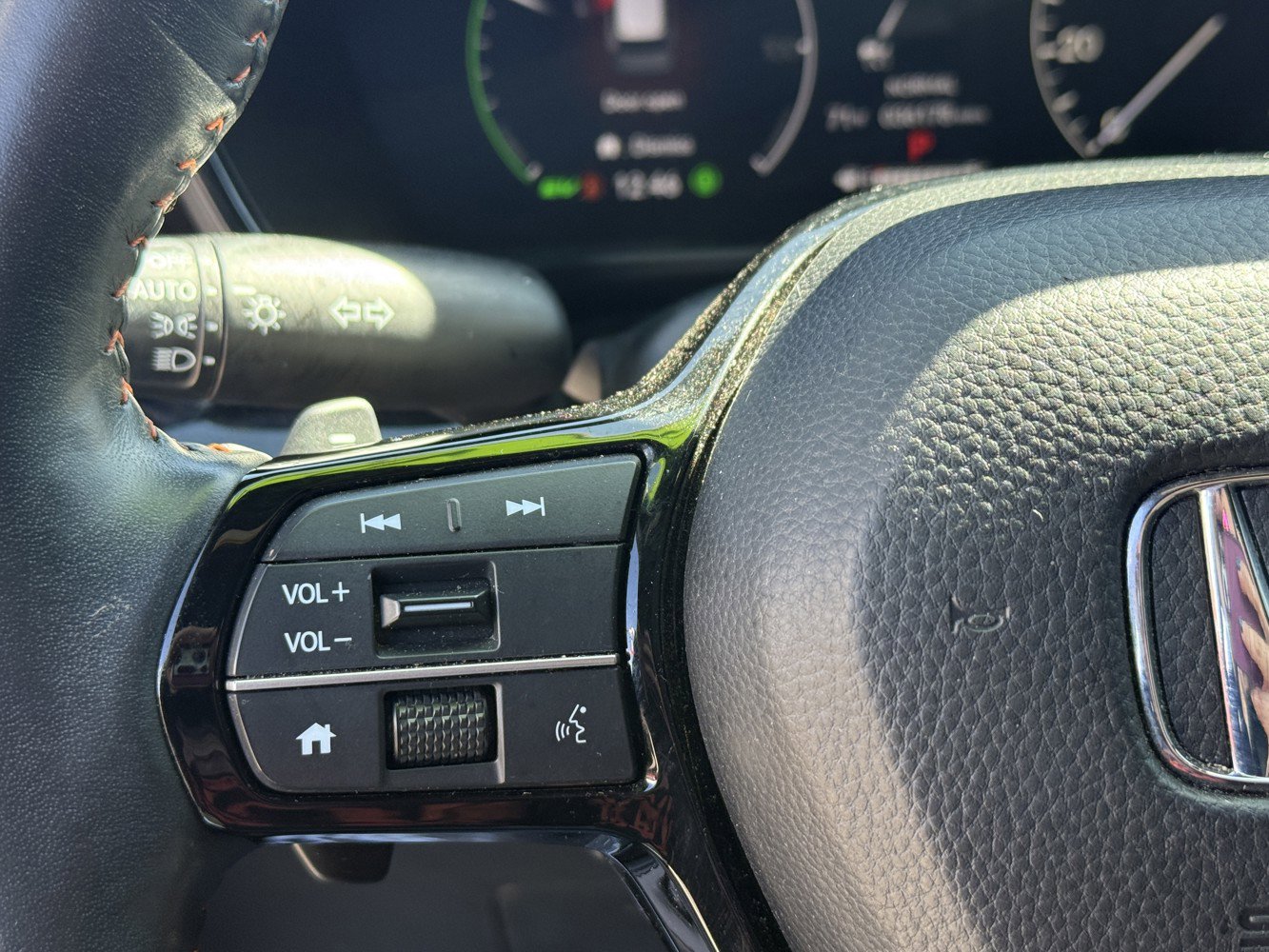 Used 2024 Honda CR-V Sport Touring image 16