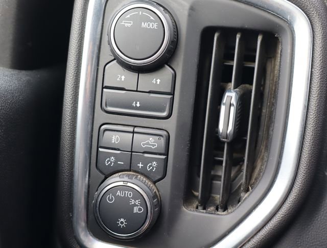 Used 2022 Chevrolet Silverado 3500 LT w/ Convenience Package image 27
