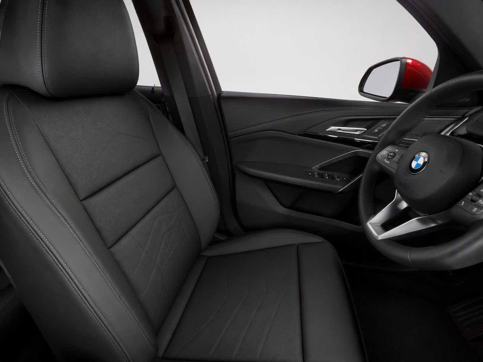New 2026 BMW X1 xDrive28i w/ Technology Package AWD/4WD image 10