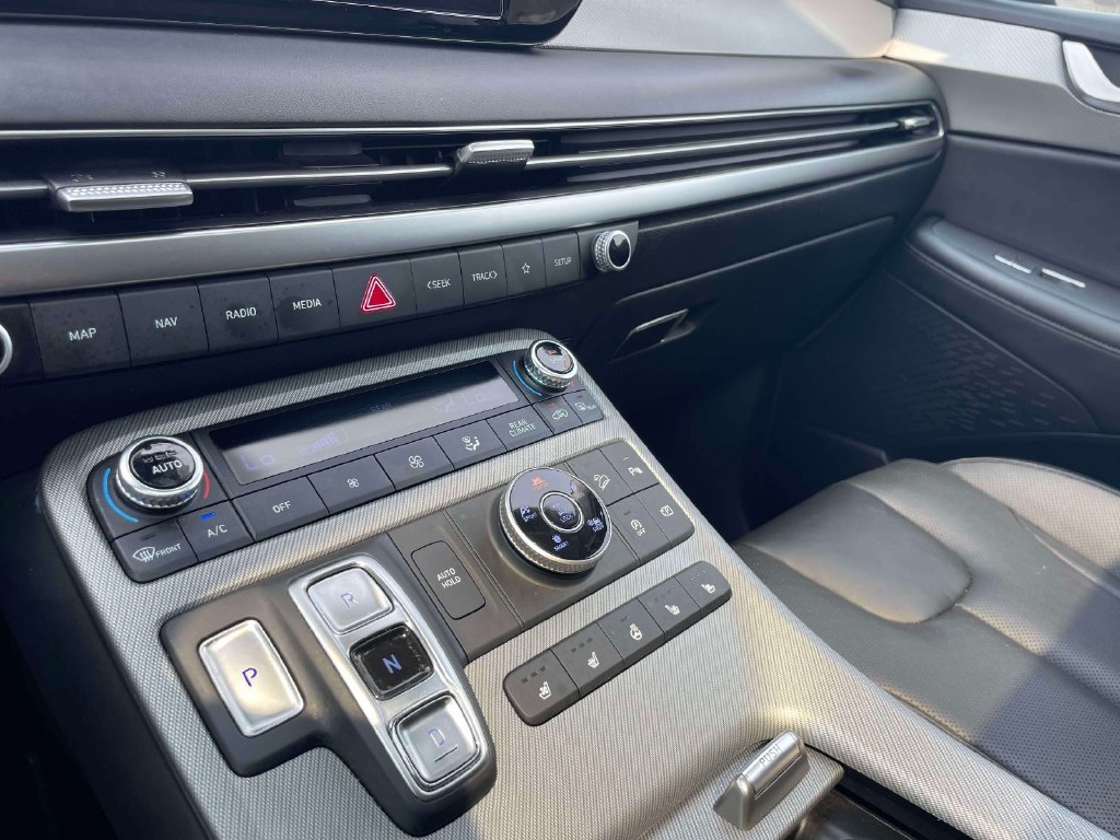 Certified 2025 Hyundai Palisade SEL AWD/4WD image 30