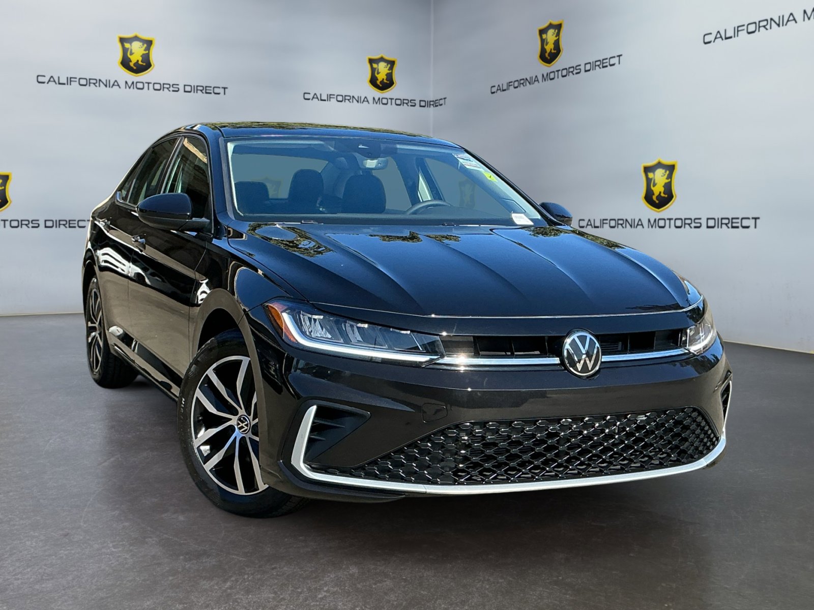 Used 2025 Volkswagen Jetta SE w/ Sunroof Package image 3