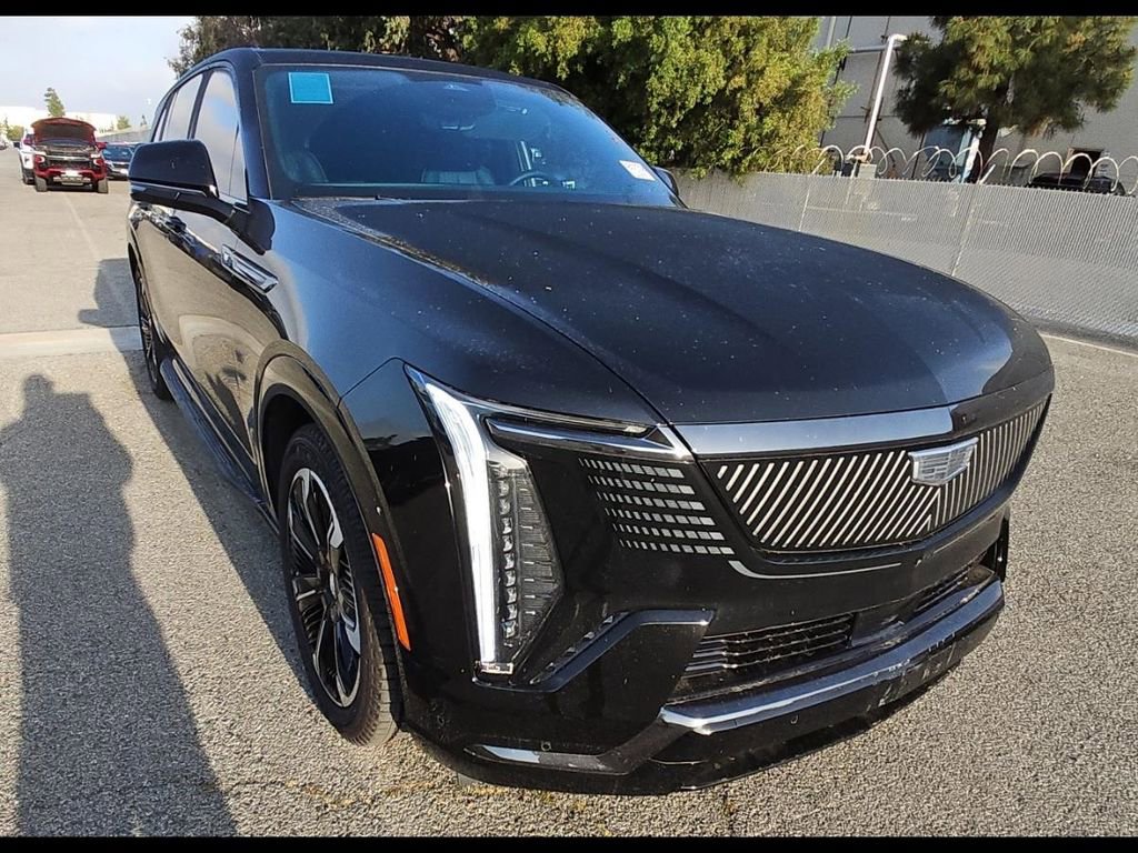 Used 2025 Cadillac Escalade IQ Sport 2 AWD/4WD image 2
