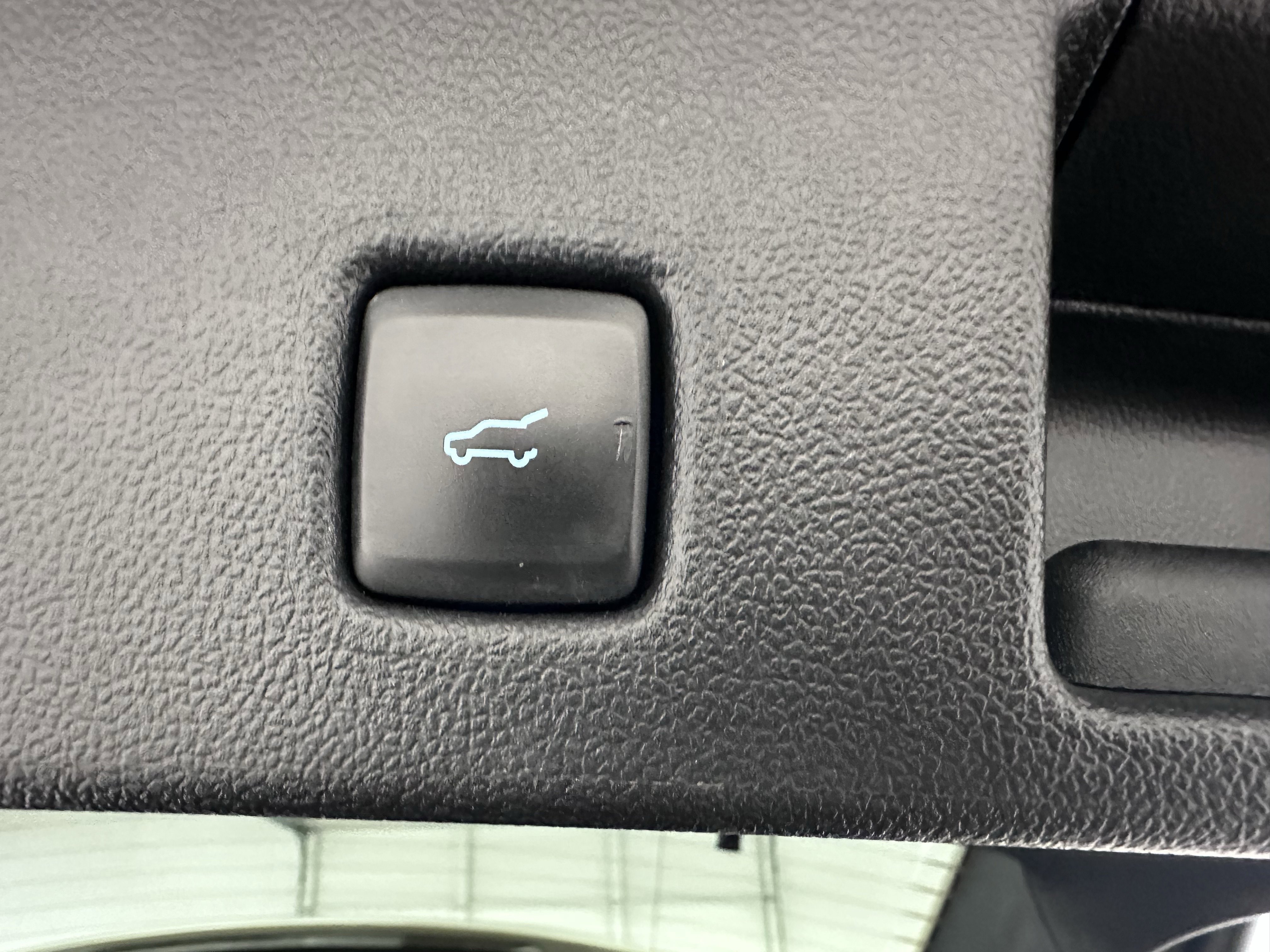 Used 2021 Ford Escape SEL AWD/4WD image 29