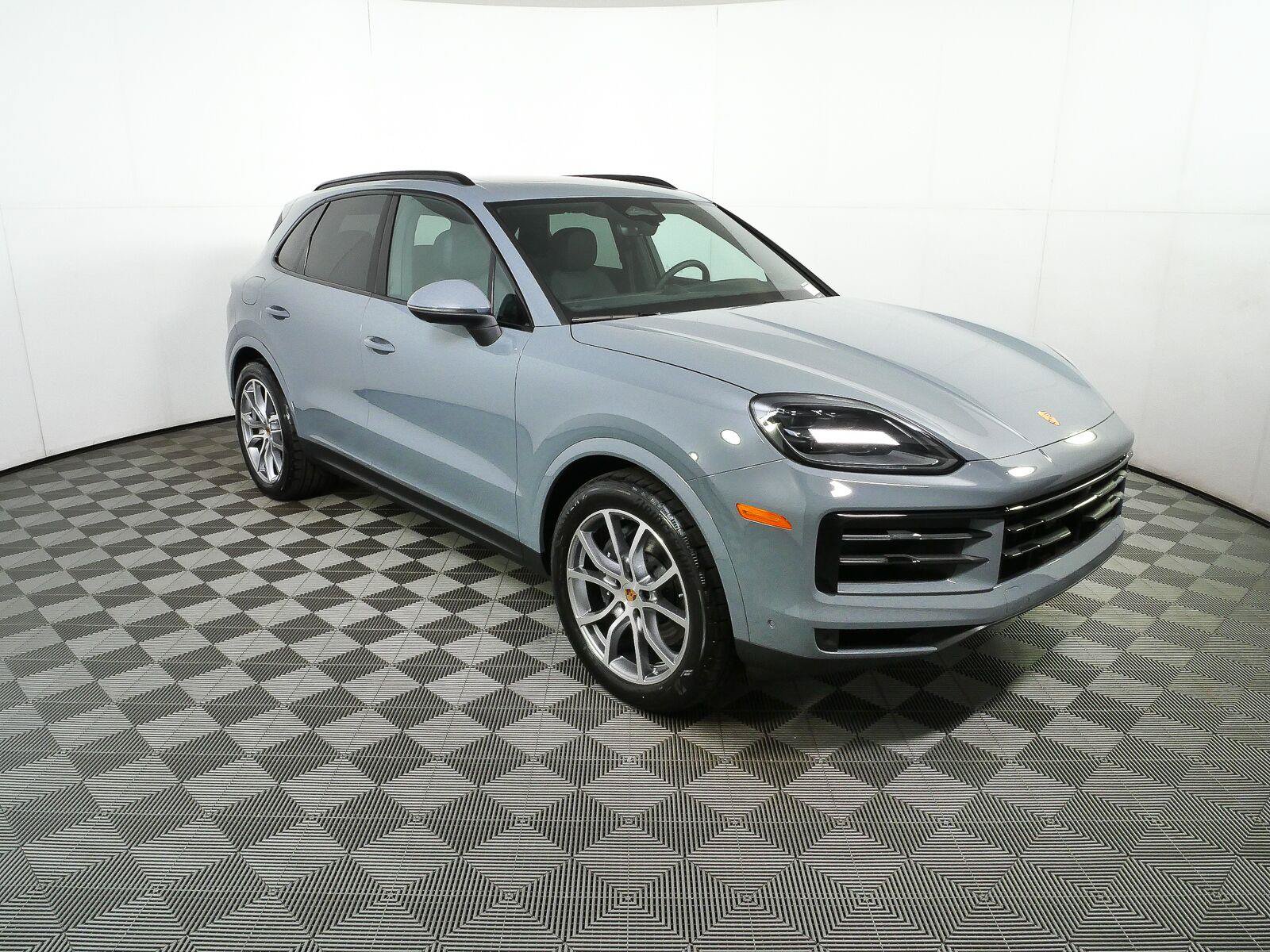 New 2026 Porsche Cayenne AWD/4WD image 27