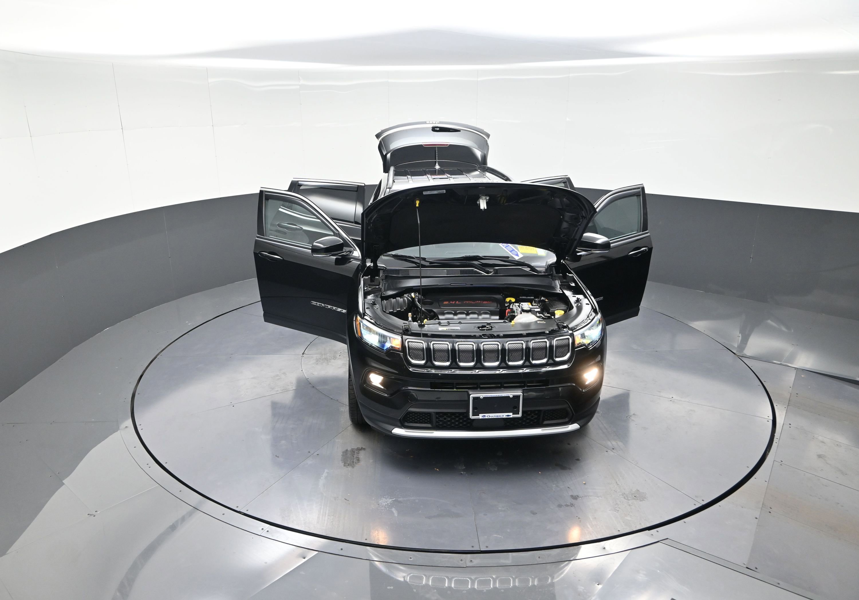 Used 2022 Jeep Compass Limited image 12