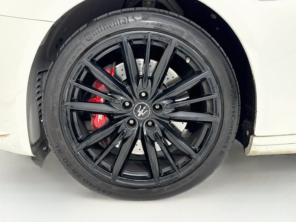 Used 2021 Maserati Quattroporte S GranLusso RWD image 11