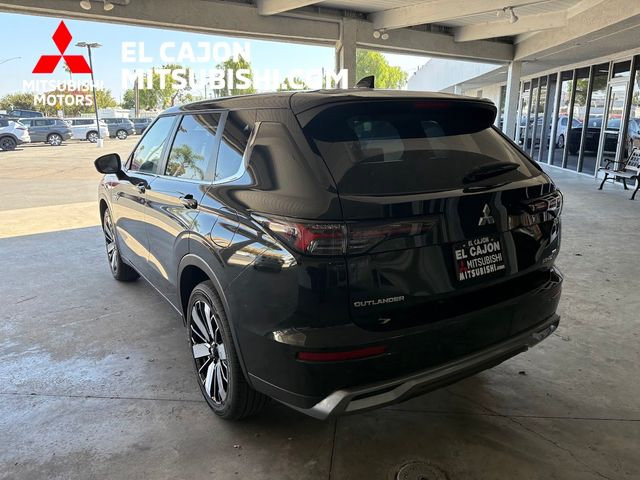 New 2026 Mitsubishi Outlander SE AWD/4WD image 5