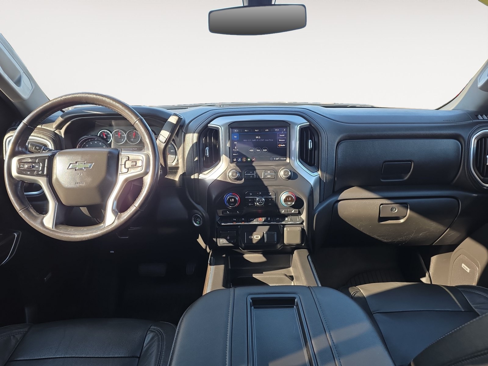 Used 2020 Chevrolet Silverado 1500 LT Trail Boss AWD/4WD image 15